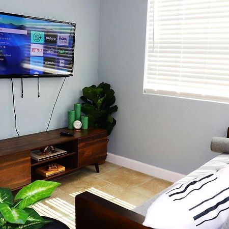 Luxury Studio Suite Close To Tampa Airport Extérieur photo